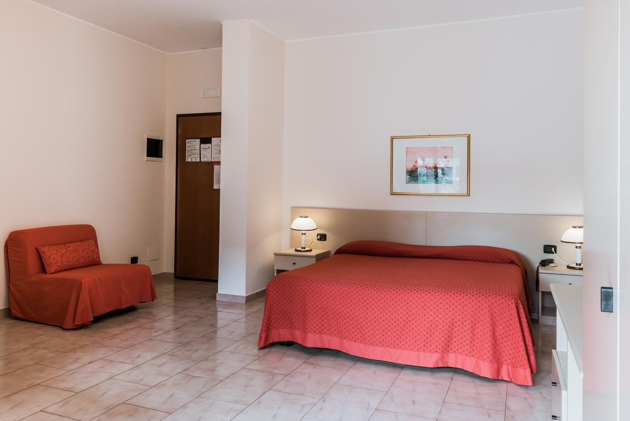 Rondo' Hotel 巴里 外观 照片